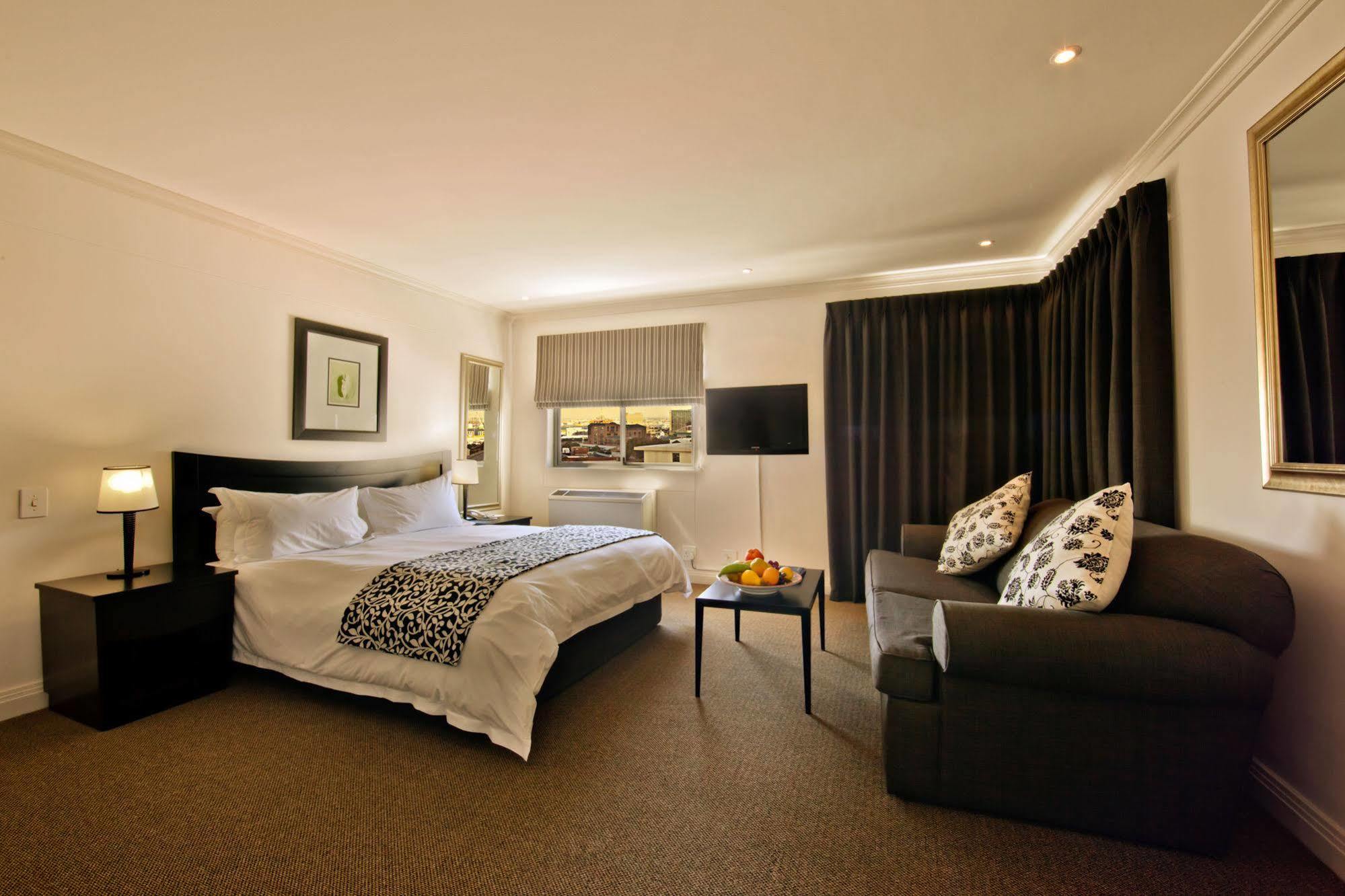 Protea Hotel By Marriott Cape Town Cape Castle Екстериор снимка